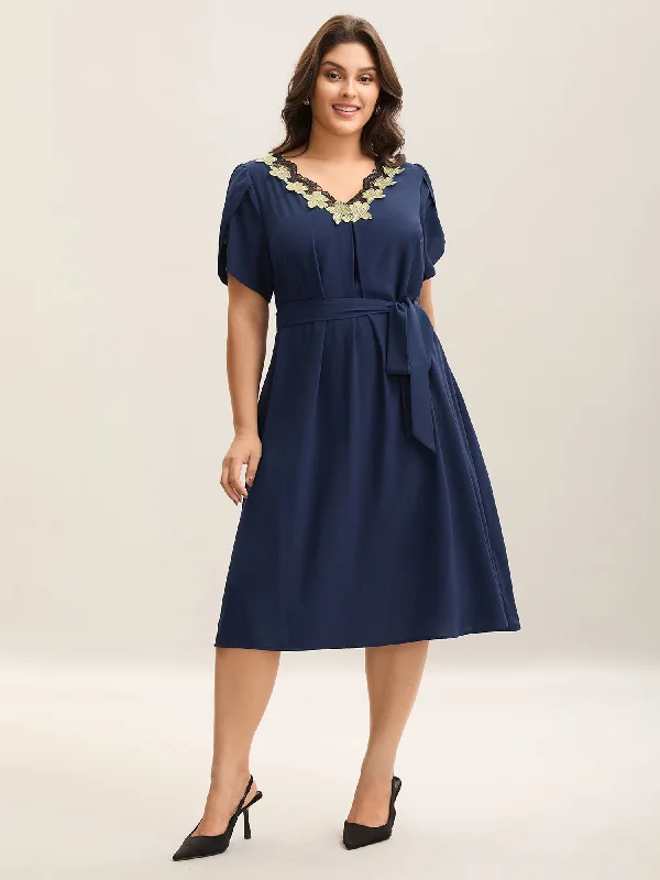  Petal Sleeve Waist-Tie Lace Midi Dress
