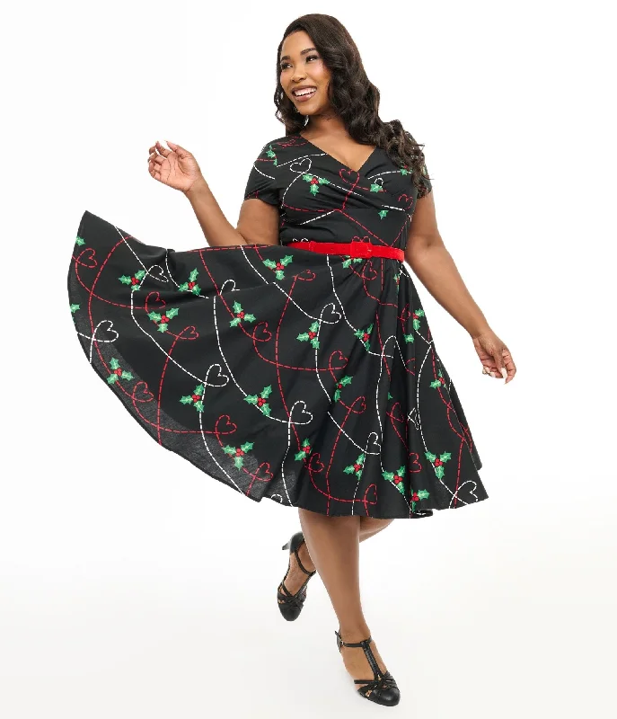  Hell Bunny Plus Size 1950s Festive Hearts & Holly Print Angelica Swing Dress