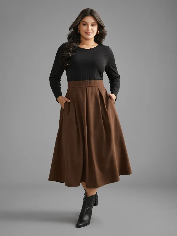  Crew Neck Contrast Shirred Pleated Dress