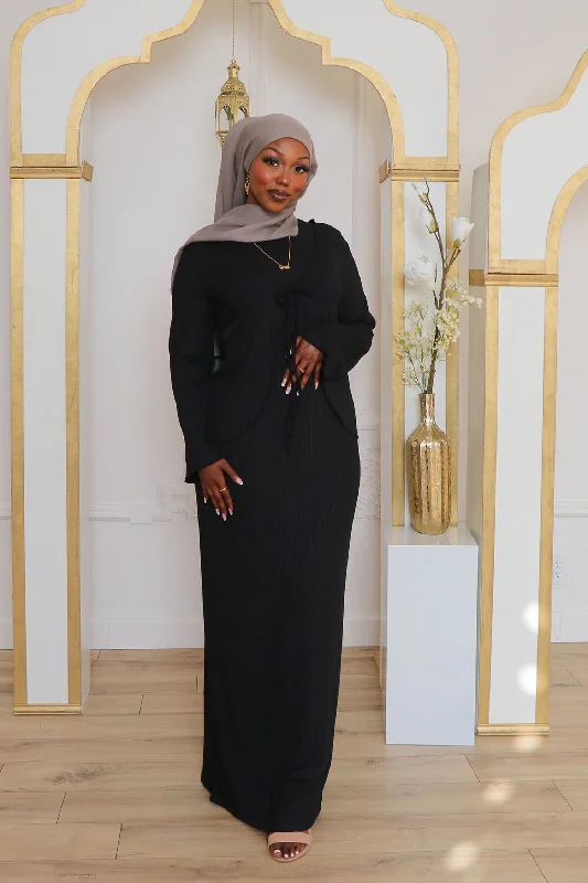 boyfriend style women cardigan for a relaxed fitLina Ribbed Maxi Set- Black